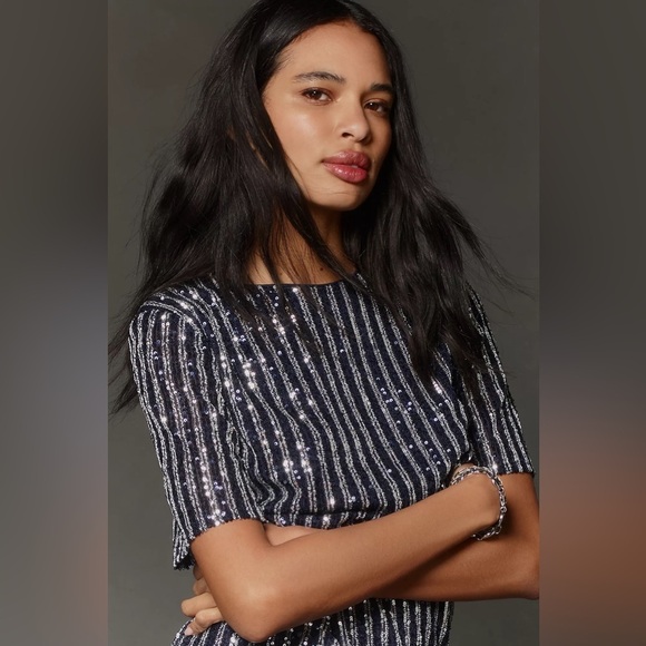 NWT! Anthropologie FLAT WHITE NAVY SHORT-SLEEVE SEQUIN STRIPE MIDI DRESS 🟠☮️ - Picture 4 of 12